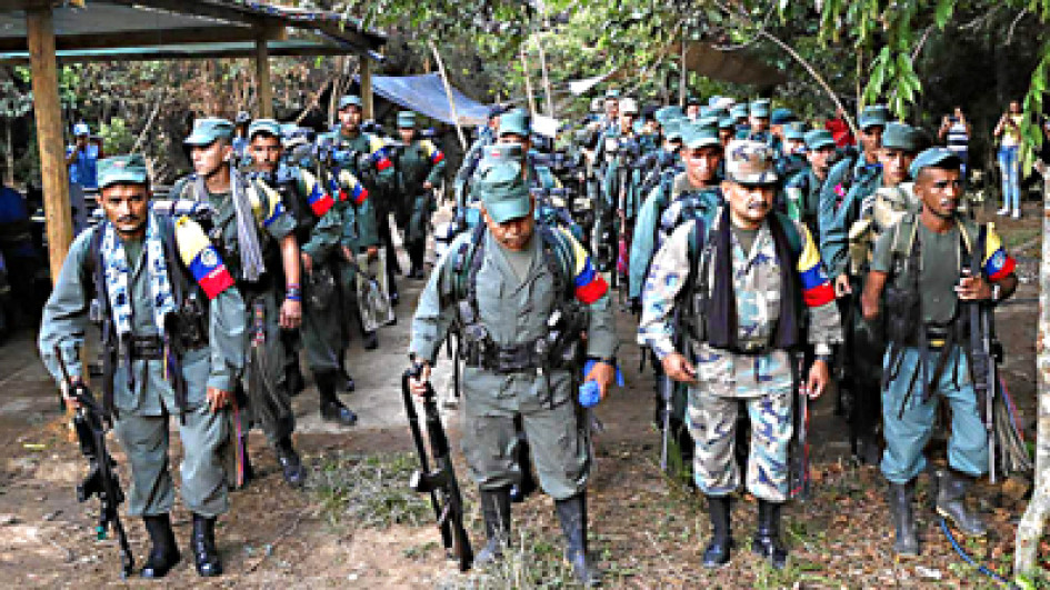 Foto | tomada de https://www.elpais.com.co/colombia/se-desatara-la-guerra-2225.html  El Estado Mayor Central de las Farc se pronunció tras el anuncio del Gobierno de suspender el cese al fuego con este grupo armado en cuatro departamentos del país.