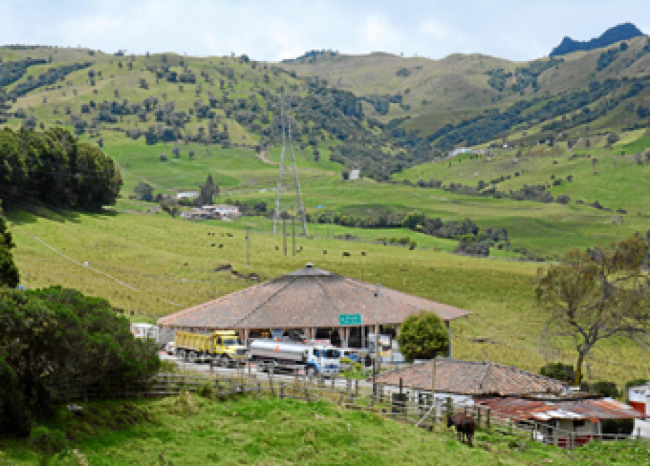 Se espera la decisión que tome la UNGRD sobre la reducción, en 5 kilómetros, de la zona de peligro por la actividad del Volcán Nevado del Ruiz, que se mantiene en nivel naranja.