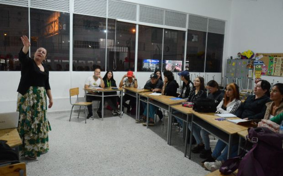 Luego de cerca de 30 años el Instituto Chipre reactivó la jornada nocturna, que se une a la de otros colegios públicos y privados de Manizales.