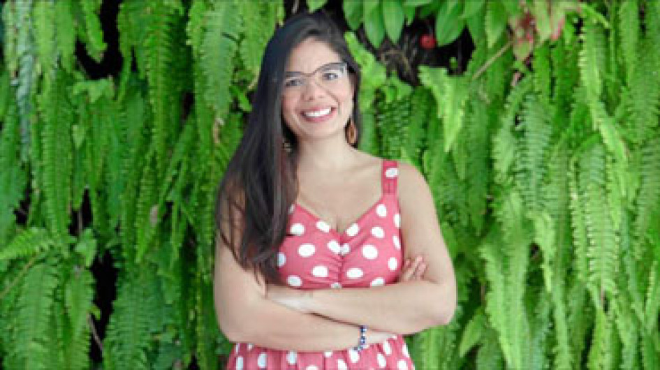 Foto Tomada del Twitter de la Flip 1 LA PATRIA  Laura Ardila es la autora del texto La costa nostra.