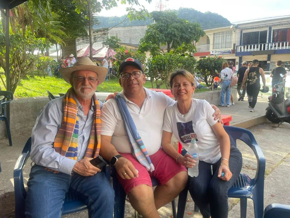 El precandidato a la Gobernación de Caldas Henry Gutiérrez mostró su apoyo al candidato del lizcanismo a la Alcaldía de Victoria, Juan Alberto Vargas, conocido como Pinillo.