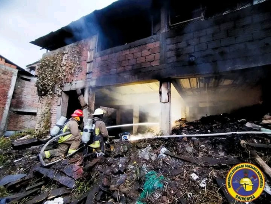 El establecimiento afectado fue Muebles Casa Bellas, ubicado en el sector de Las Galerías. No hubo heridos.