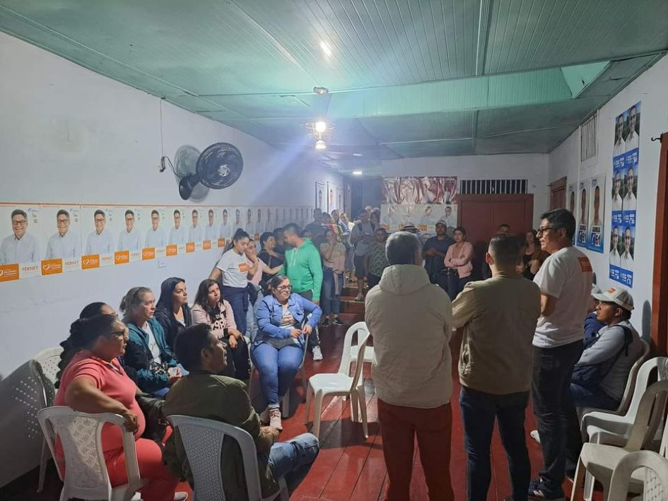 Asaltaron a comitiva de candidato Foto|LA PATRIA