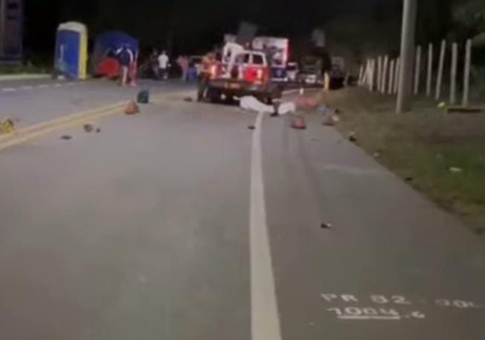 El sitio del accidente de tránsito donde murió una mujer en la vía Manizales-Medellín.
