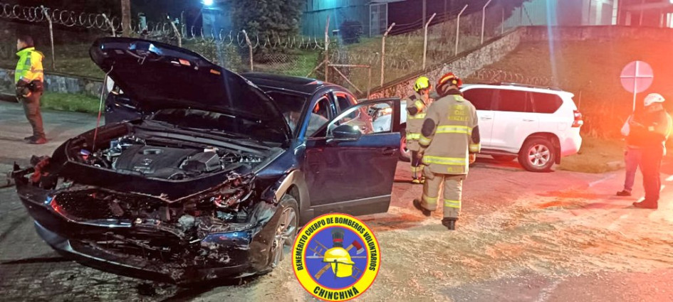 El carro en el que se movilizaba el lesionado se chocó contra un muro en la entrada de Almacafé, en la vía Manizales - Chinchiná.