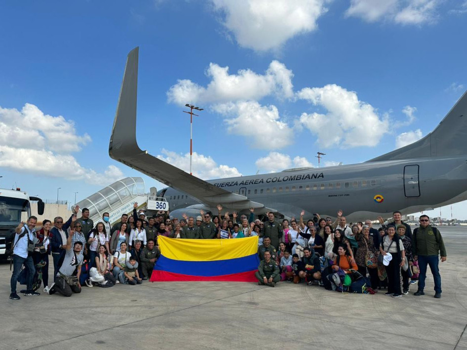 El avión irá desde Israel a Lisboa y luego a Colombia. 