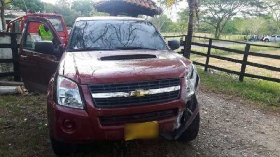 El caso ocurrió el 11 de febrero del 2016. En esta camioneta Dimax, de placas MPV-895, iba la víctima. Colisionó contra un muro, por la alta velocidad.