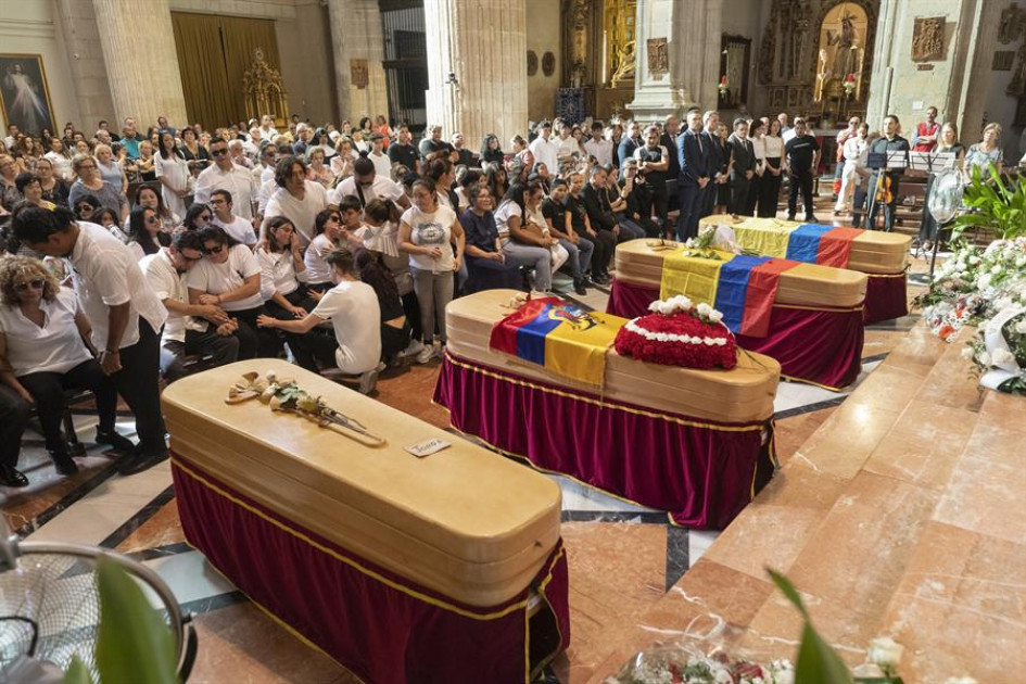 Despedida de Leidy Paola Correa, Kevin Alejandro Gómez, Rosa María Rosero y Jorge Enrique Batioja