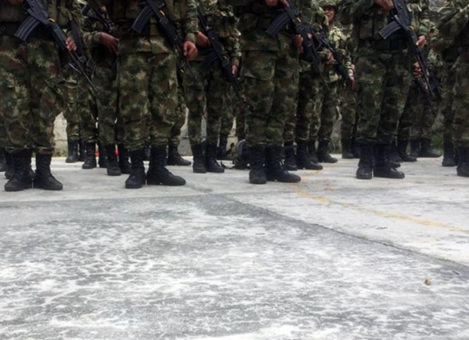 A prisión 10 militares colombianos acusados de torturar y asesinar a un campesino