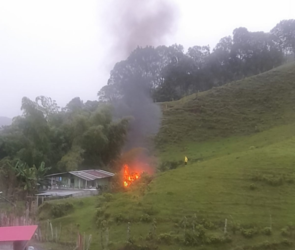 El incendio ocurrió en la tarde de este miércoles. 