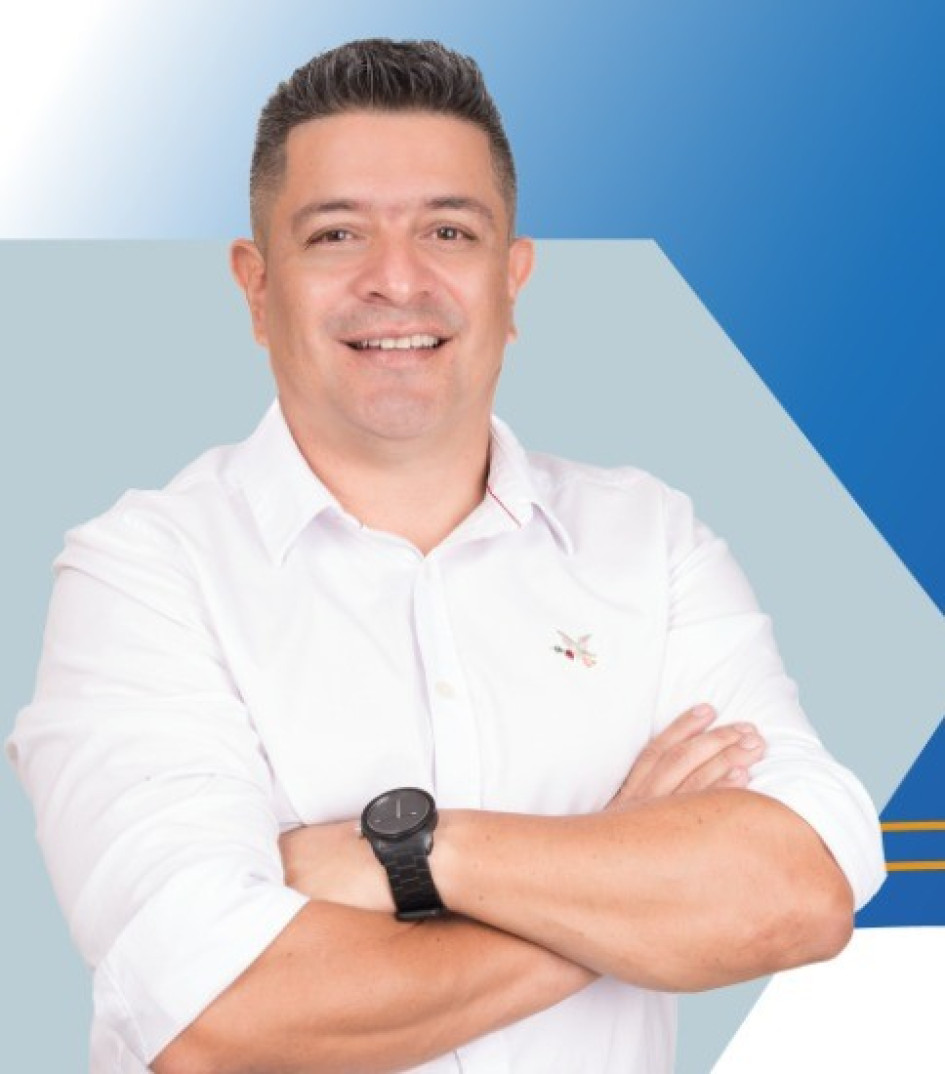 El alcalde de Anserma (Caldas), Ómar Andrés Reina, dio a conocer los nombres de los secretarios de Salud y Educación y de Hacienda Municipal.