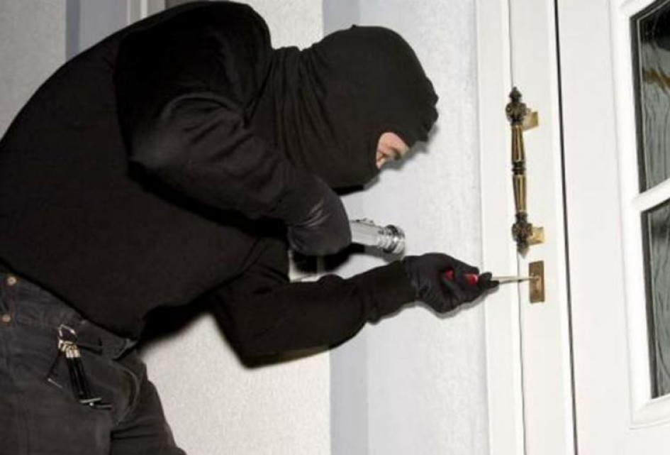 Asprilla cuenta con antecedentes por distintos delitos.