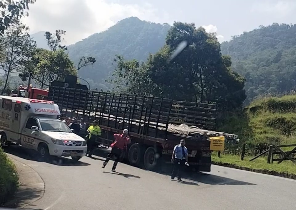 El sitio del accidente en la vía a Alto de Letras. 
