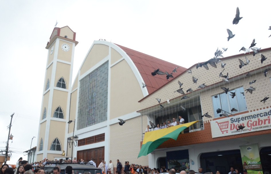 El templo María Inmaculada, de Belalcázar (Caldas), fue reinagurado en febrero de este año y su cambió contó con ayuda de la comunidad civil y religiosa.
