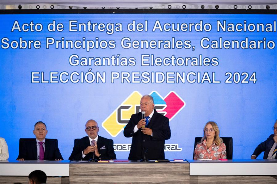 El presidente del Consejo Nacional Electoral (CNE), Elvis Amoroso