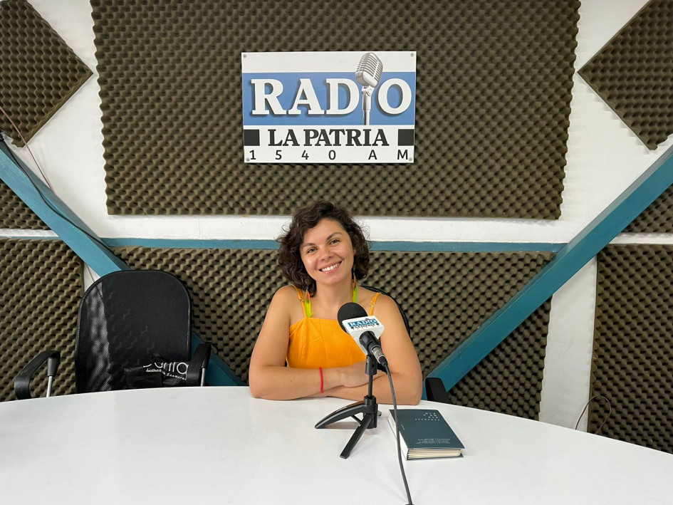 Entrevista con Camila Cardona, escritora y editora de Peregrina Libros. 