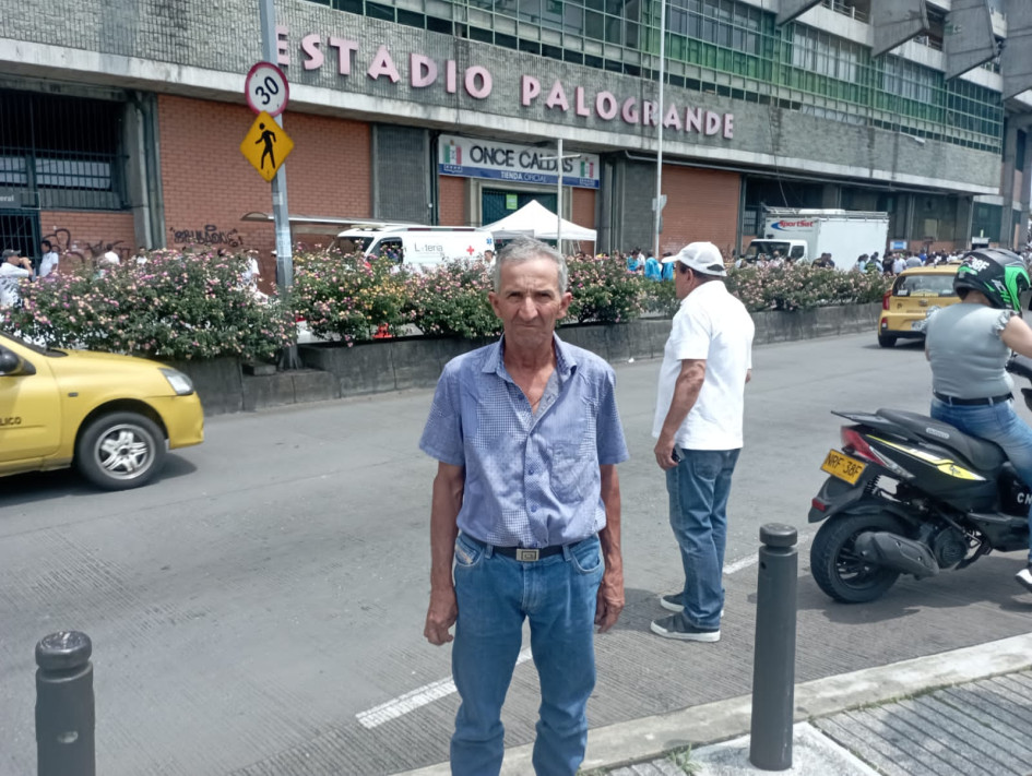Alirio Parra Bravo, de 64, apodado Palillo, este domingo en el estadio Palogrande. 