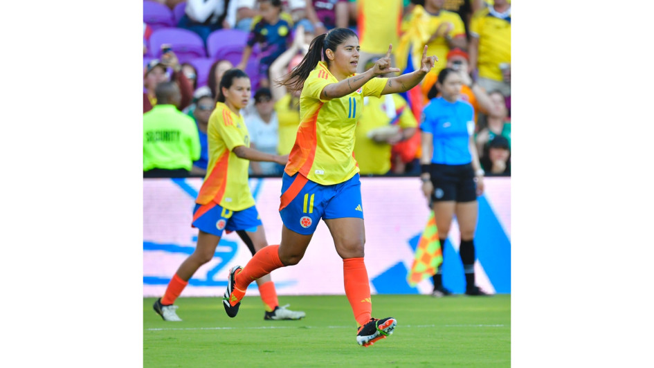 Catalina Usme, jugadora del Pachuca mexicano, anotó el solitario gol de la victoria de Colombia contra México.