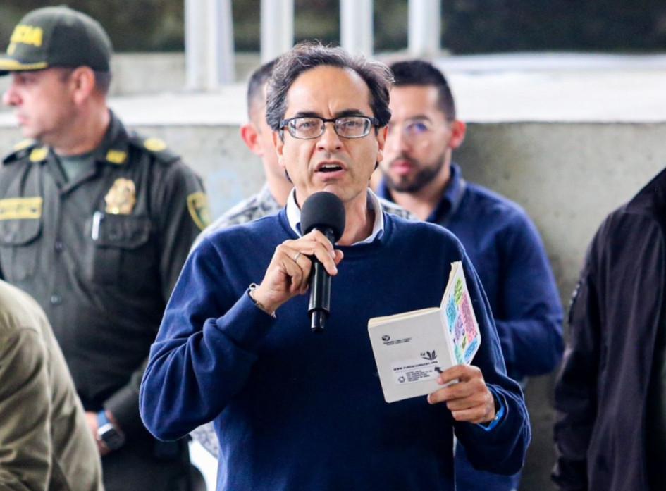 Óscar Sánchez, viceministro de Educación Preescolar Básica y Media, en su visita a Manizales.