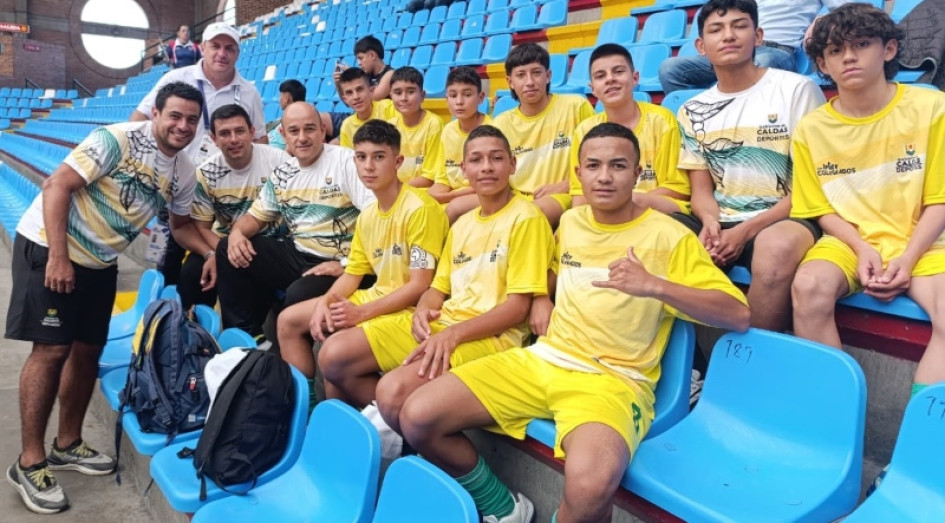 El equipo de Caldas, medallista de bronce en la fase nacional de los Juegos Intercolegiados.