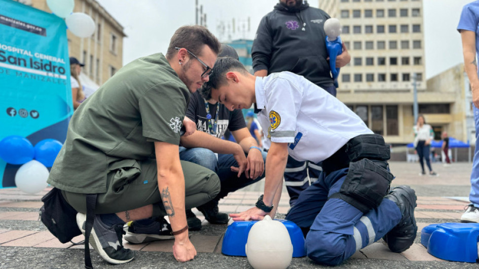Especialistas en atención prehospitalaria y de otras áreas de la salud participaron de la jornada. Educaron en primeros auxilios.