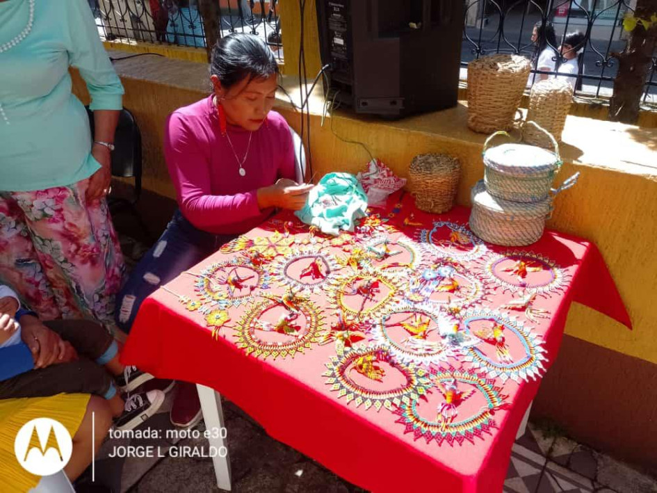 La comunidad indígena San Mateo, de Anserma, realizó una muestra cultural con danzas y exhibieron otras artesanías de uso diario.