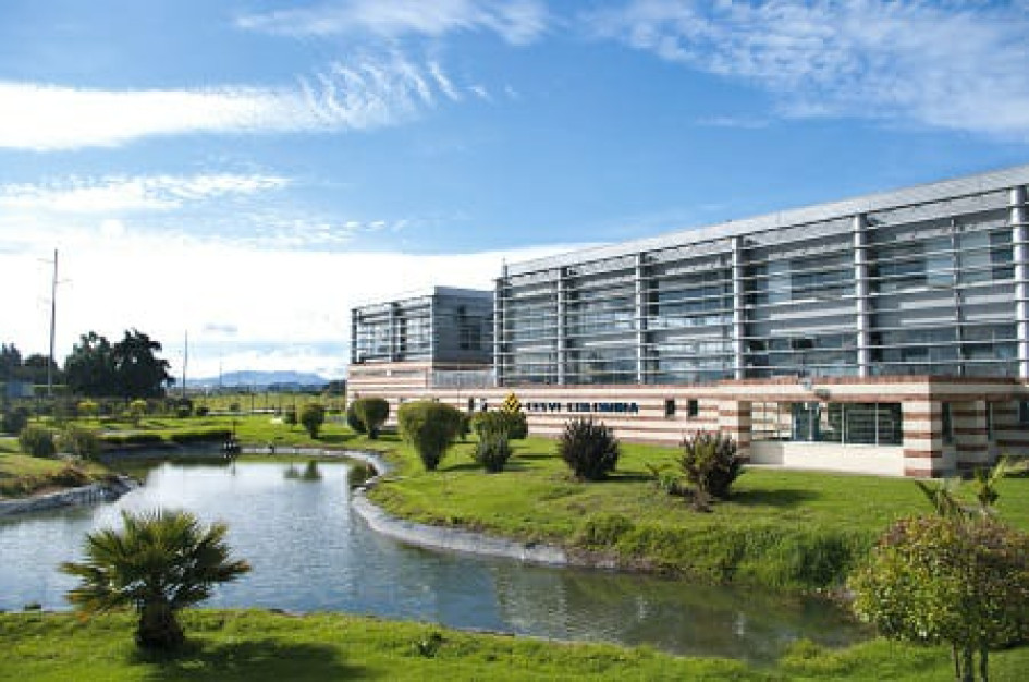 Sede del Centro de Experimentación y Seguridad Vial en Bogotá 