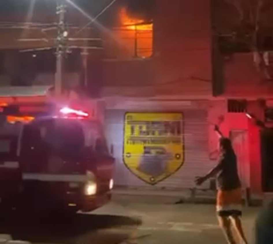 En el incendio que se registró en La Dorada no hubo lesionados.