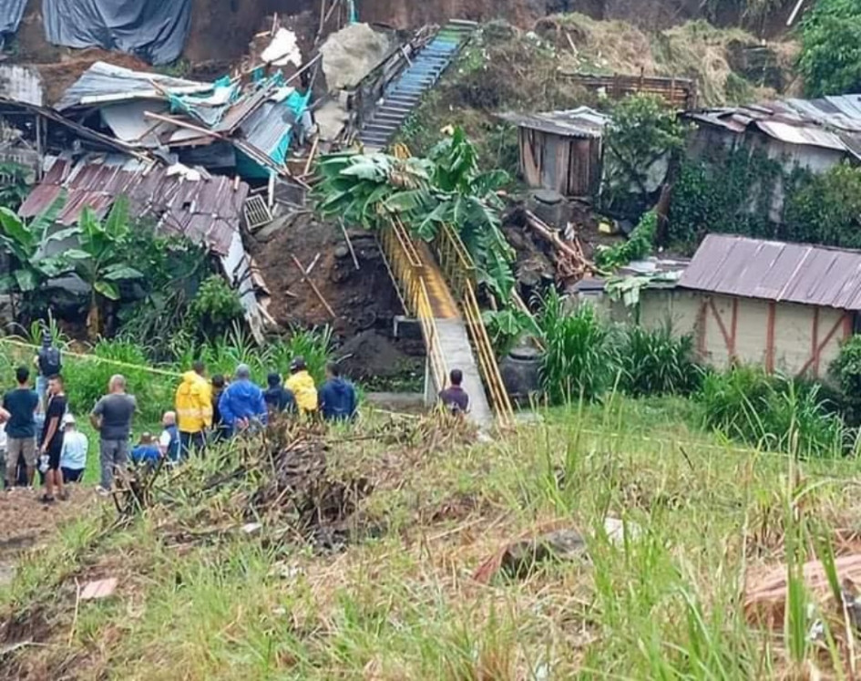 Varias viviendas colapsaron en Santa Rosa