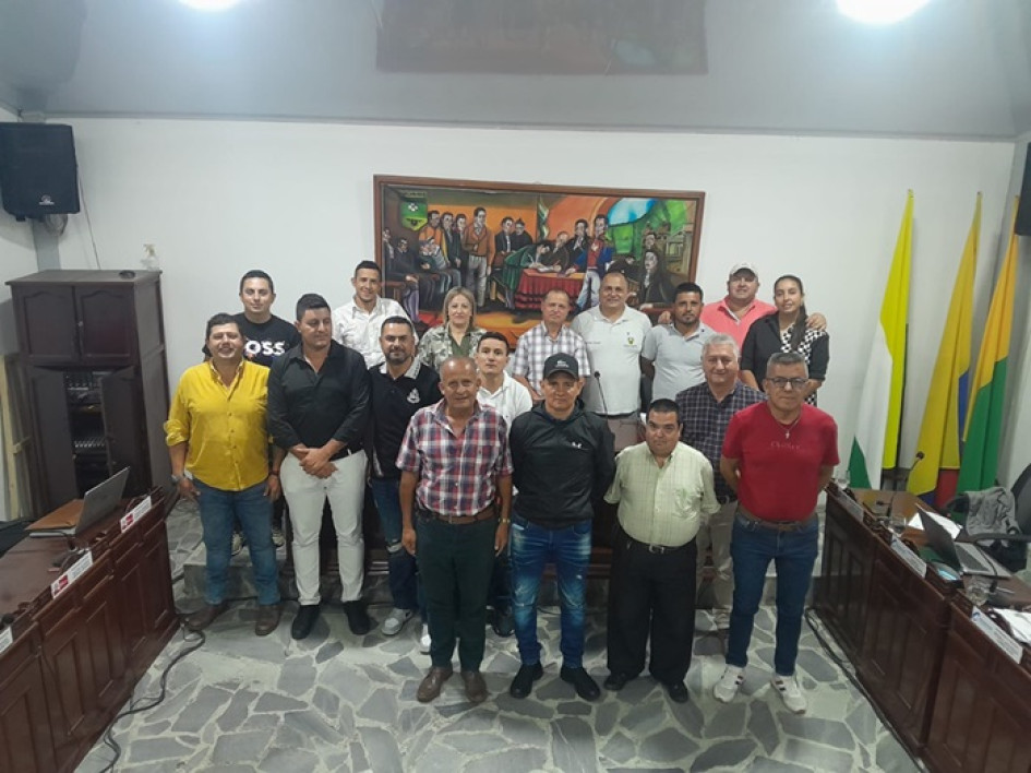 Mediante acuerdo 025, fue aprobado por unanimidad (13 votos) a favor el proyecto que busca reconocer beneficios y celebrar el Día del Veterano en Manzanares el 10 de octubre de cada año.