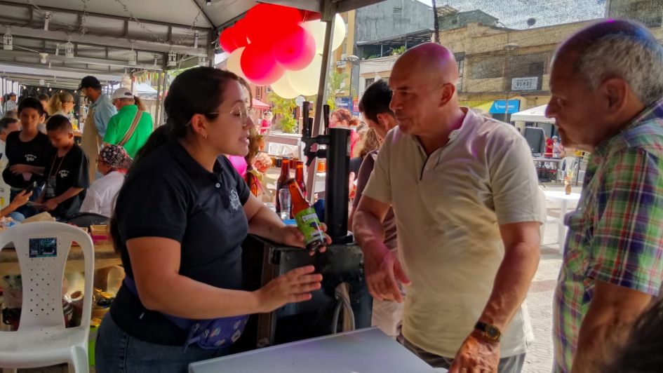 En Chinchiná vendieron cerveza artesanal y gastronomía. Fue en el Gastrofest 2024, que se cumplió el sábado y el domingo en el Parque de Bolívar, con expositores locales y de Belén de Umbría y Riosucio.