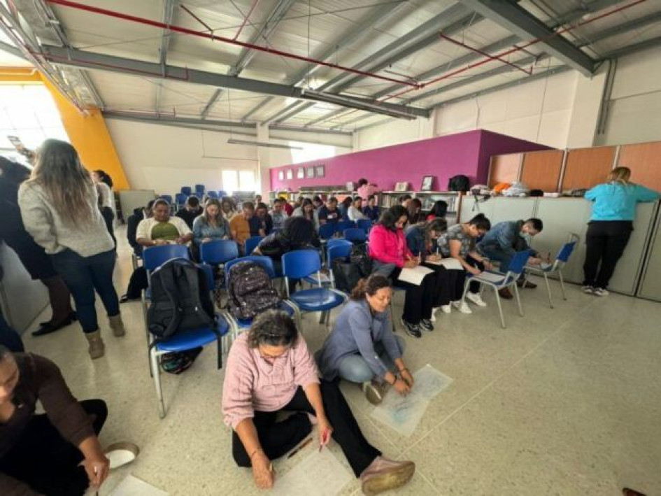 El estudio de la Fundación Empresarios por la Educación revela datos y percepciones de los docentes y docentes directivos de colegios públicos de Colombia, entre ellos los de Manizales