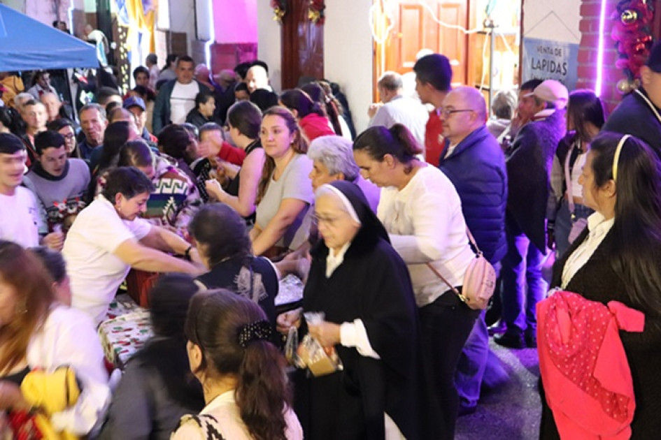 Natilla y buñuelos para todos Foto | Rubén Darío López | LA PATRIA