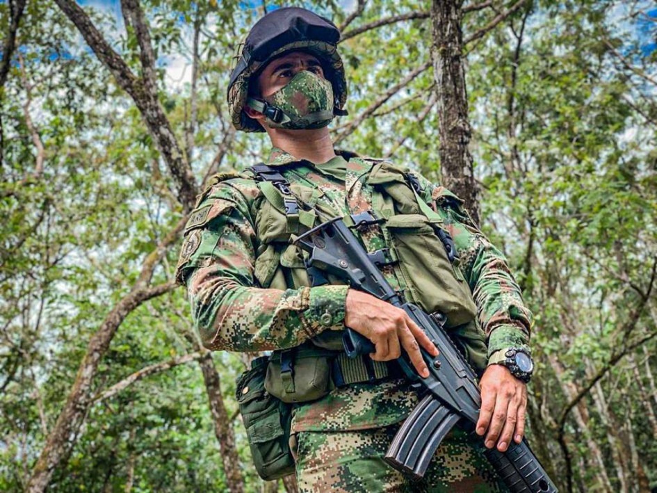 Fallecieron dos soldados colombianos. 