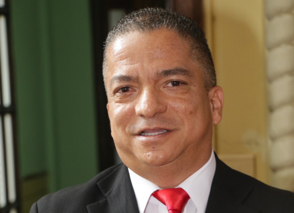 Óscar Alonso Vargas es diputado de Caldas por el Partido Liberal. Óscar Alonso Vargas es diputado de Caldas por el Partido Liberal.