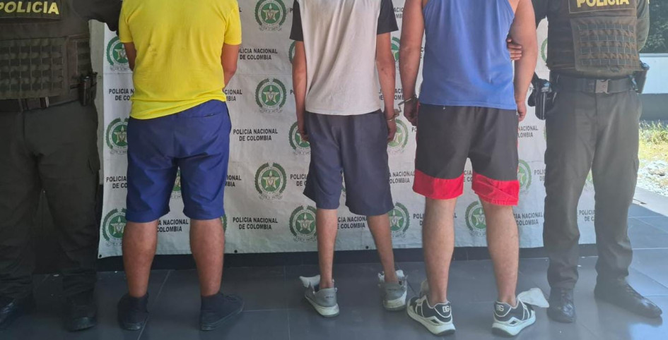 3 capturas por amenaza con arma.