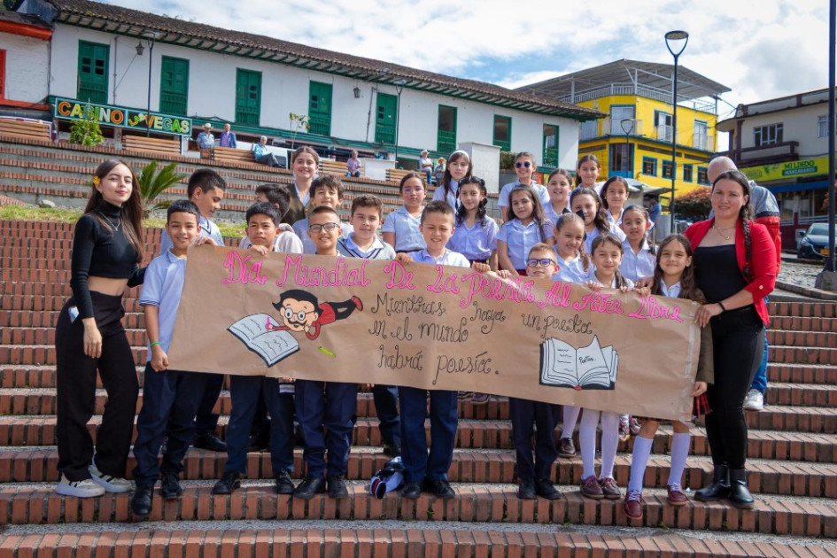 Las instituciones educativas participaron de esta actividad. Las instituciones educativas participaron de esta actividad.