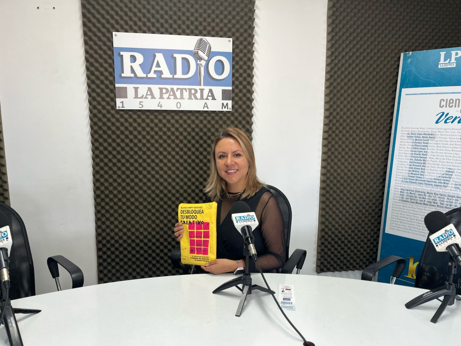 Blanca Mery Sánchez, máster en Neurociencia, escritora, conferencista y columnista de LA PATRIA, presenta su libro Desbloquea tu modo creativo Blanca Mery Sánchez, máster en Neurociencia, escritora, conferencista y columnista de LA PATRIA, presenta su libro Desbloquea tu modo creativo