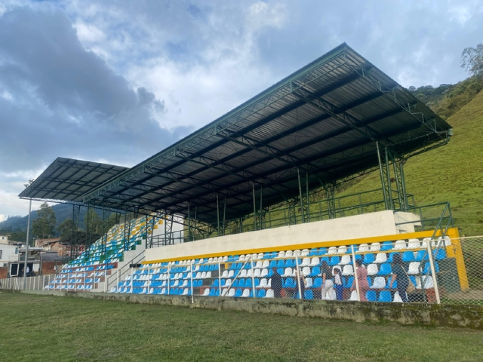 Nueva silletería del estadio Las Garzas de Pijao (Quindío).