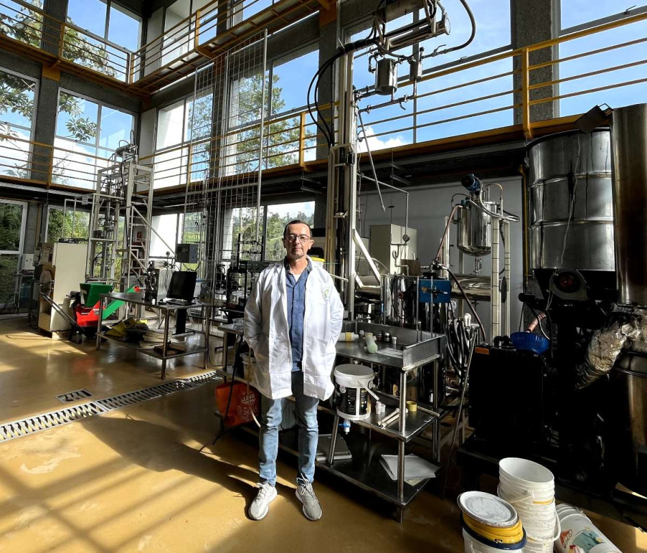 Carlos Ariel Cardona Alzate, doctor en Ingeniería Química y docente de la Universidad Nacional sede Manizales. 