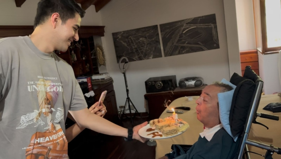 José Fernando Montoya, hijo del profe Luis Fernando Montoya, y el cumpleaños que le celebraron este jueves por anticipado al extécnico del Once Caldas. Su cumpleaños es este viernes.