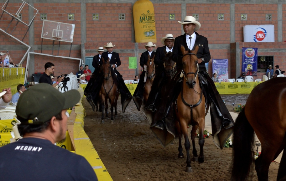 Competencias de la XXXVIII Exposición Equina Grado B en Salamina (Caldas).