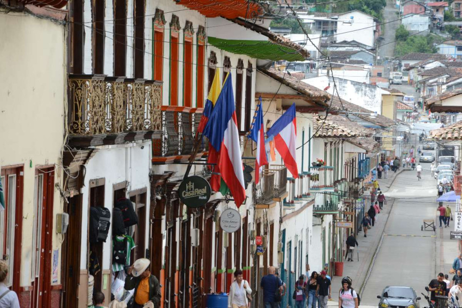 Salamina (Caldas) cumple 14 años sin actualizar su catastro multipropósito. La ESAP los invita a ponerse al día, pues les permitirá atraer más dinero y acceder a servicios públicos adecuados. 