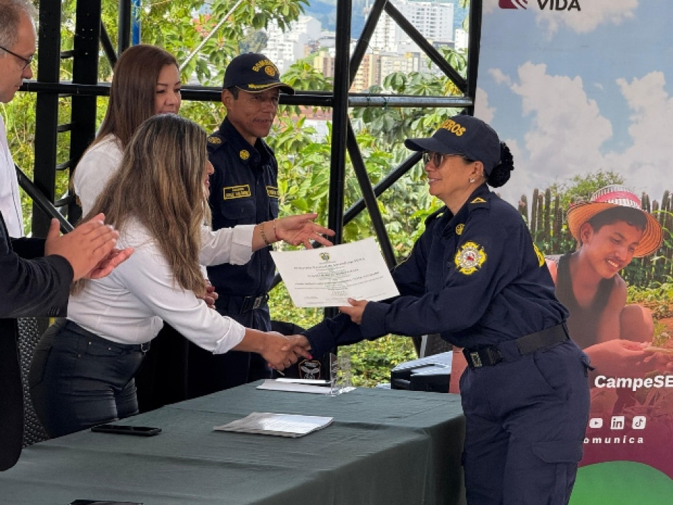  El proceso de formación se estructuró en tres competencias: atención de incidentes, atención de incendios y rescate de víctimas.