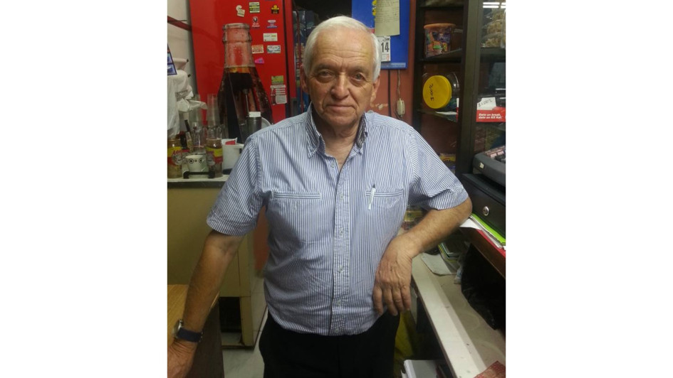 Carlos Eduardo Vásquez Botero, líder cívico de Palermo, murió a los 82 años. Su restaurante, El Rancho, fue un símbolo de comunidad y amistad. Sus seres queridos recuerdan y destacan su legado.
