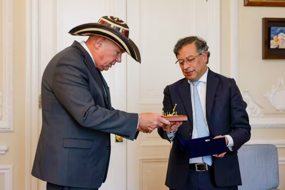 Presidente Gustavo Petro y John McNamara