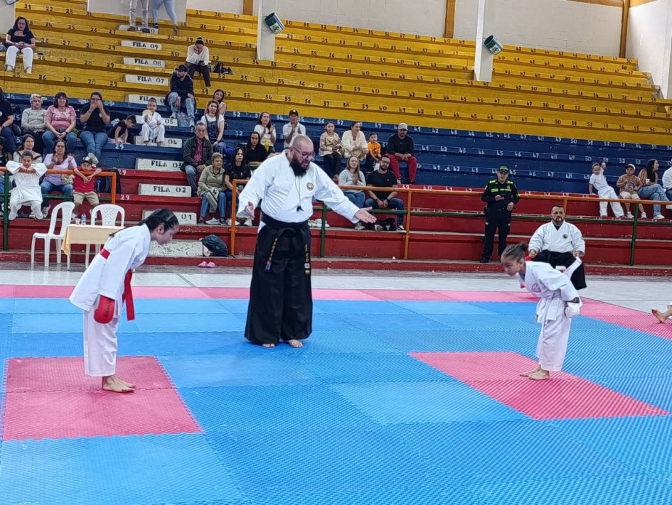 La competencia de karate se realizó en el coliseo Cambumbia de Aguadas.