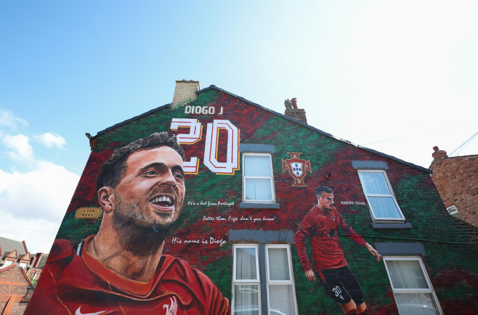 El mural de Diogo Jota en Anfield (Inglaterra). 