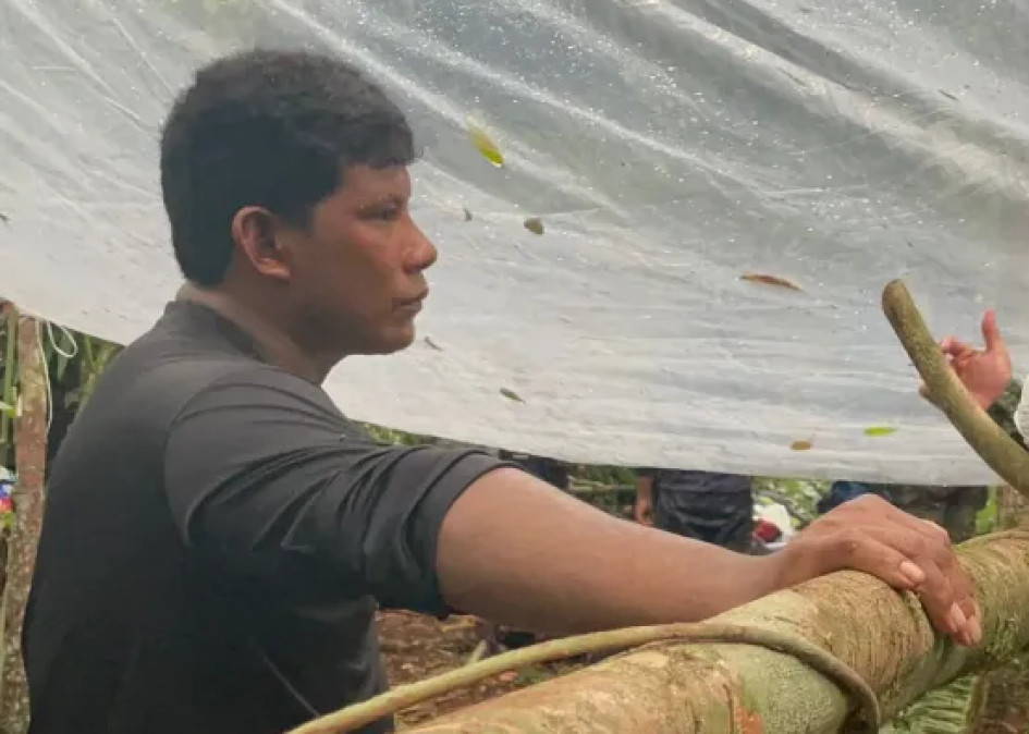 Manuel Ranoque, padre de dos de los cuatro menores indígenas desaparecidos durante 40 días en la selva amazónica, fue condenado por el delito de acto sexual violento agravado contra una de las niñas de la que es el padrastro.