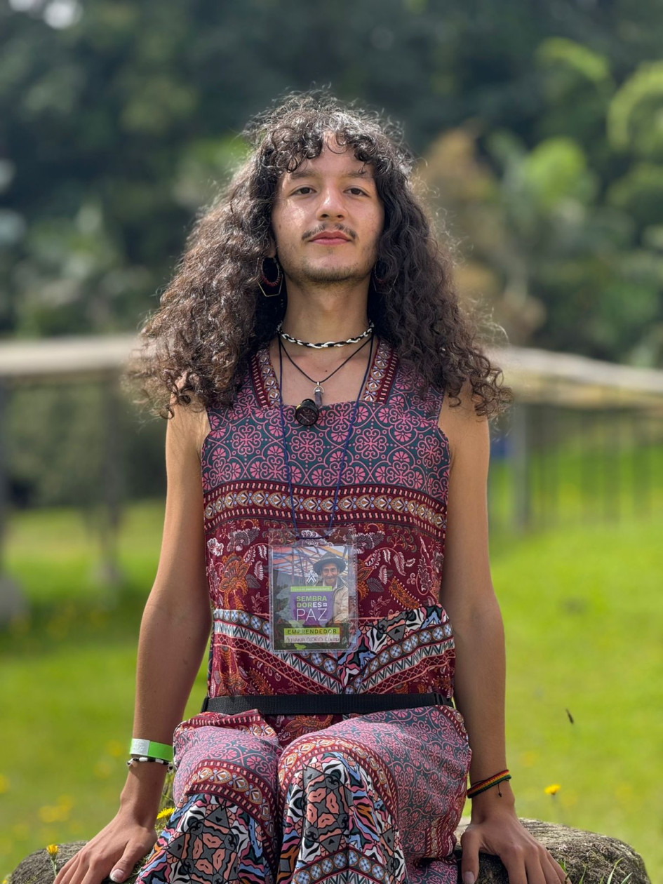 Foto I Cortesía Sena I LA PATRIA  Juliana combina arte, activismo y emprendimiento en Calle Selva, proyecto que impulsa la inclusión desde la creatividad.